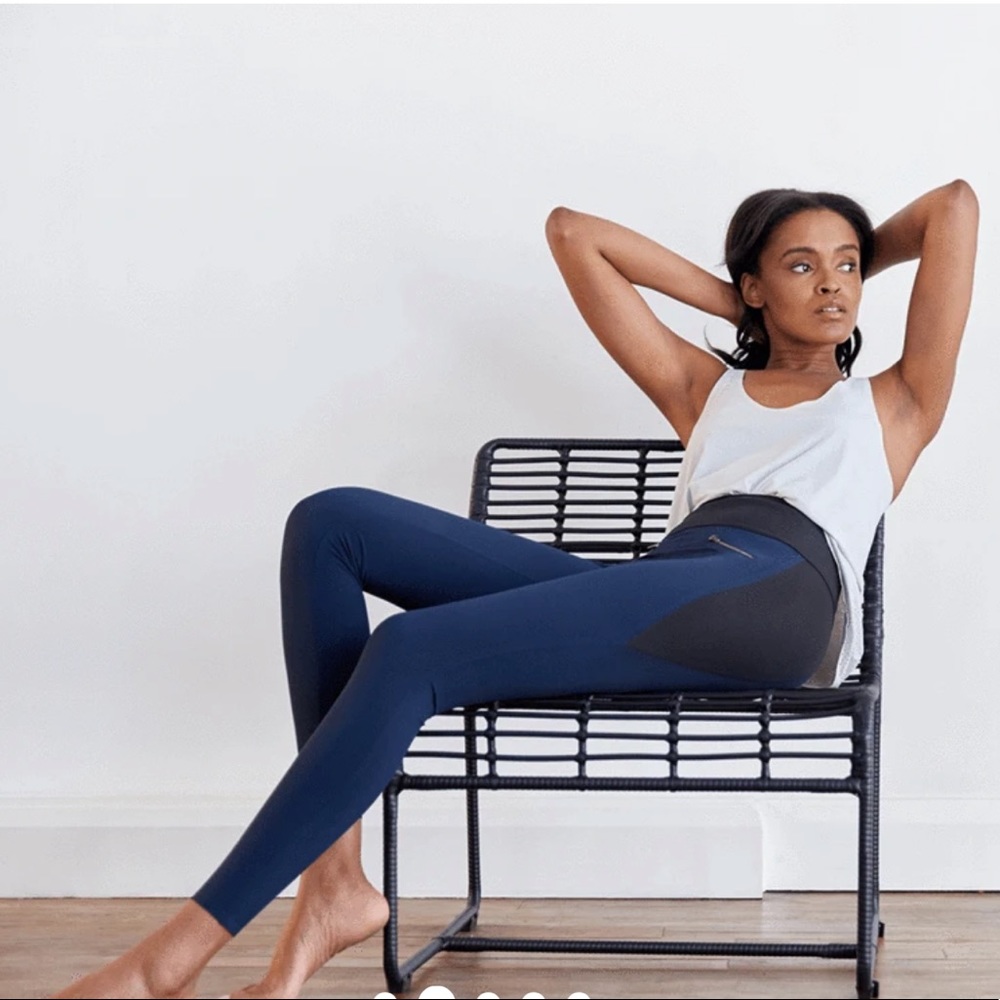 ADAY throw it higher leggings